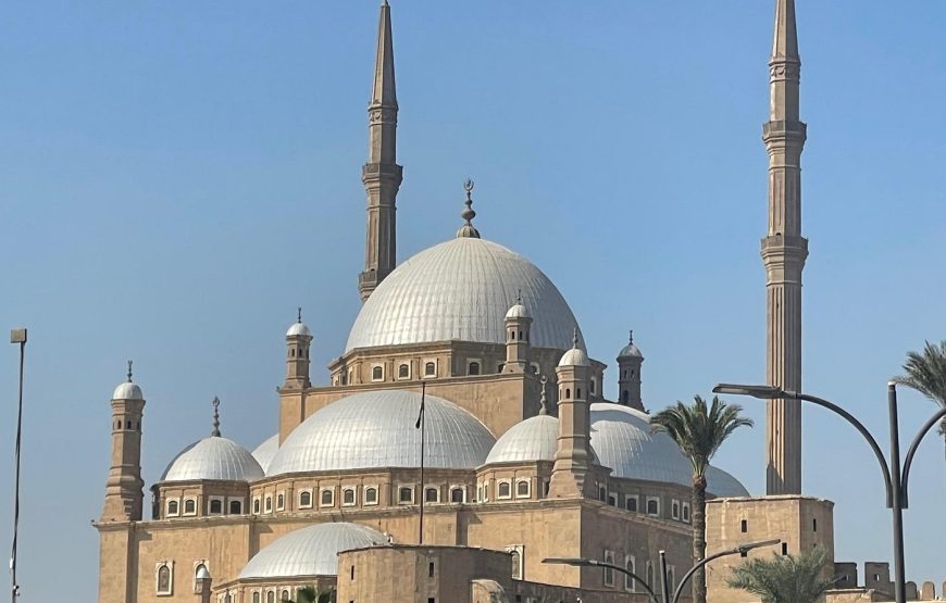 Day Tour to Egyptian Museum Citadel and Khan Khalili Bazaar