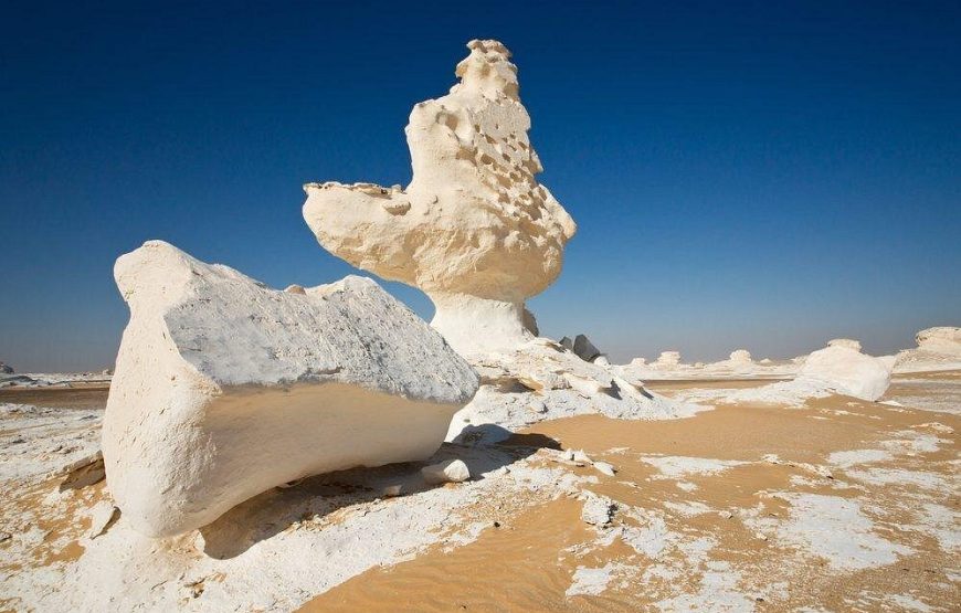 Overnight Adventure: Bahariya Oasis & Black + White Desert (2 Days/1 Night)