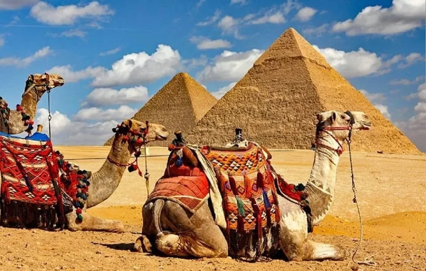 Half-Day Private Tour: Giza Pyramids, Sphinx & Camel Ride