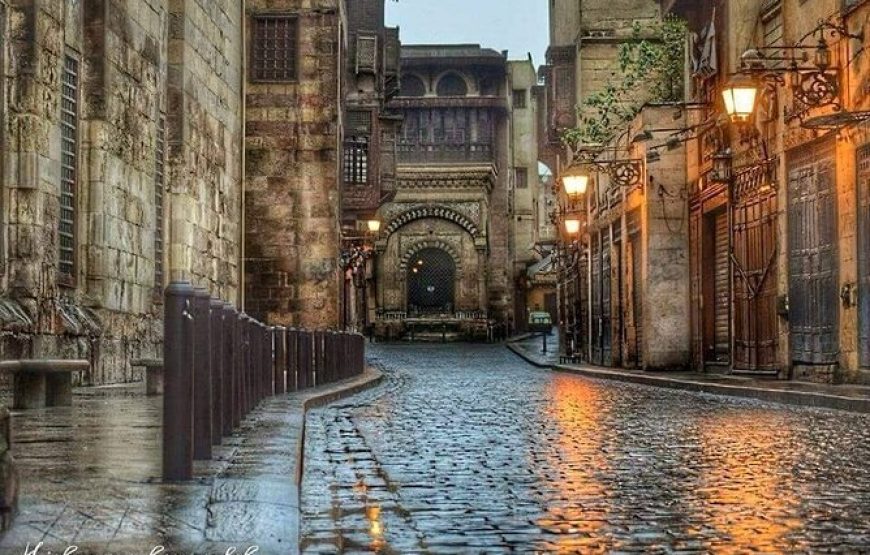 Khan El Khalili Bazaar & Nile Felucca Ride in Cairo